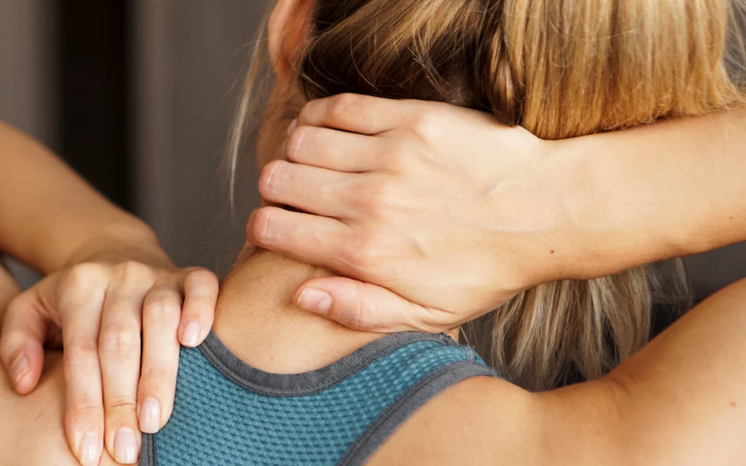 Are Social Media and Smartphones Bad for Your Back?